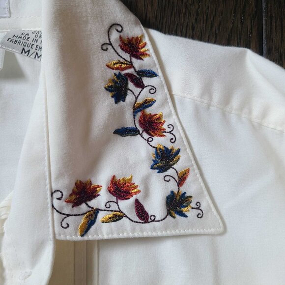 Vintage Tabi International - Women's Button Down Shirt with embroidery - Picture 4 of 8